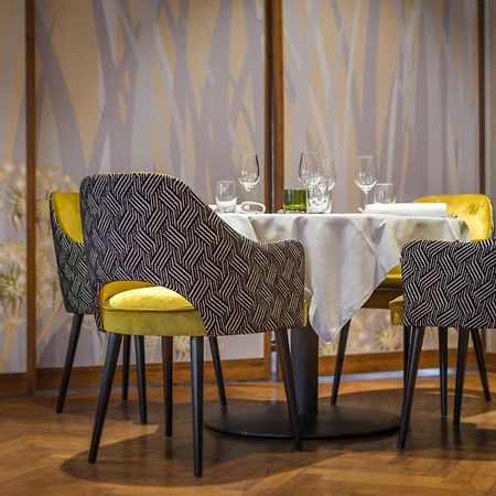 Aux Deux Clefs Hostellerie Groff Biesheim Eksteriør billede